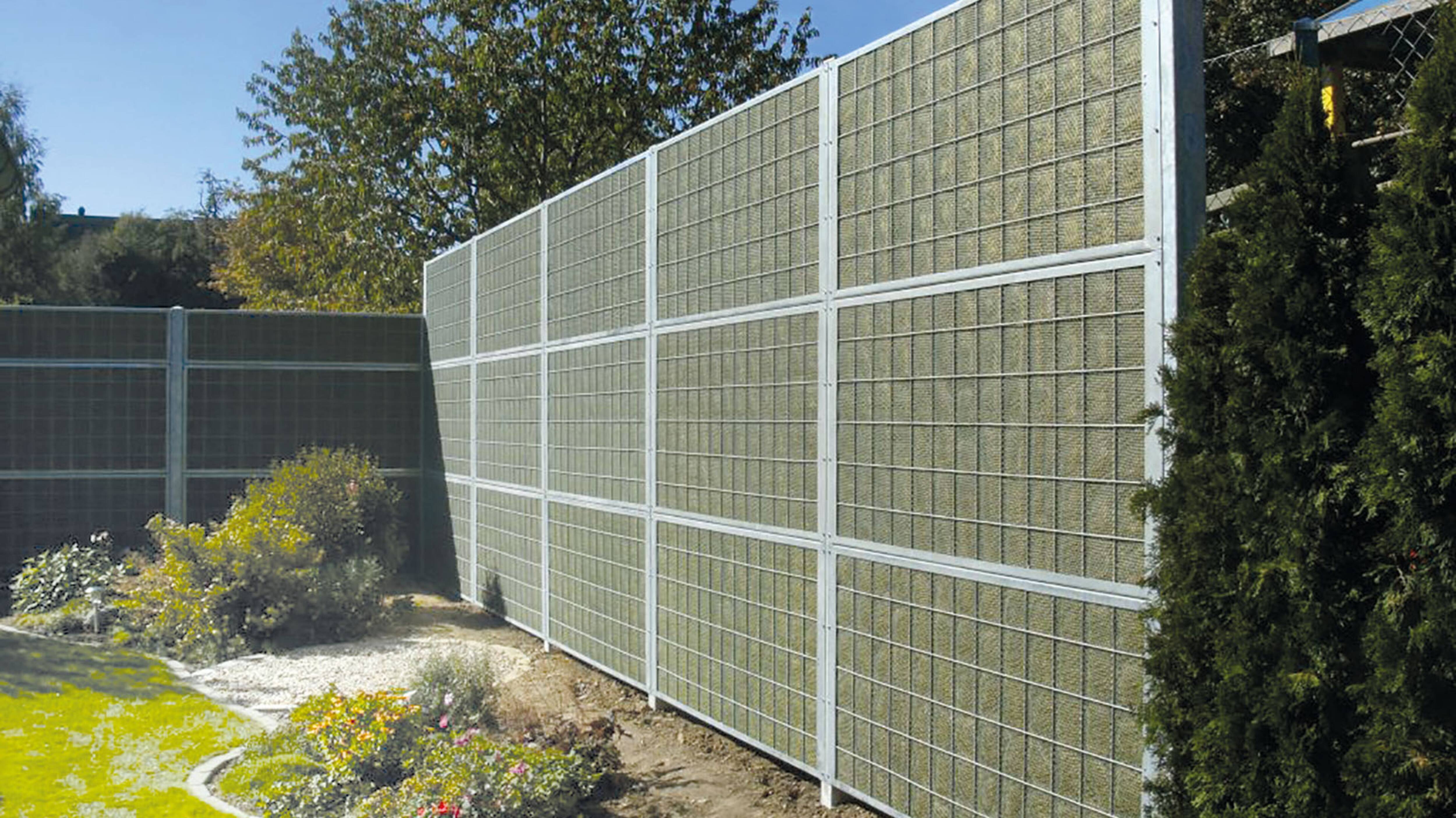 Absorbierender Schallschutz Garten