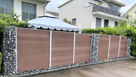 WPC Sichtschutz aus dem 2021 in 8600 Dübendorf Schweiz von Zaunteam Zürich Oberland.