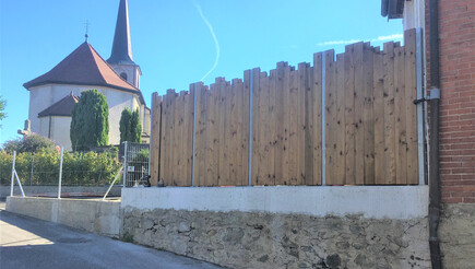 Holzzäune aus dem 2022 in 1484 Aumont Schweiz von Swissclôture Nord Vaudois.