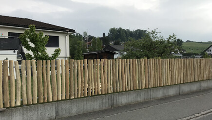 Holzzäune aus dem 2018 in 8735 St. Gallenkappel Schweiz von Zaunteam Linth.
