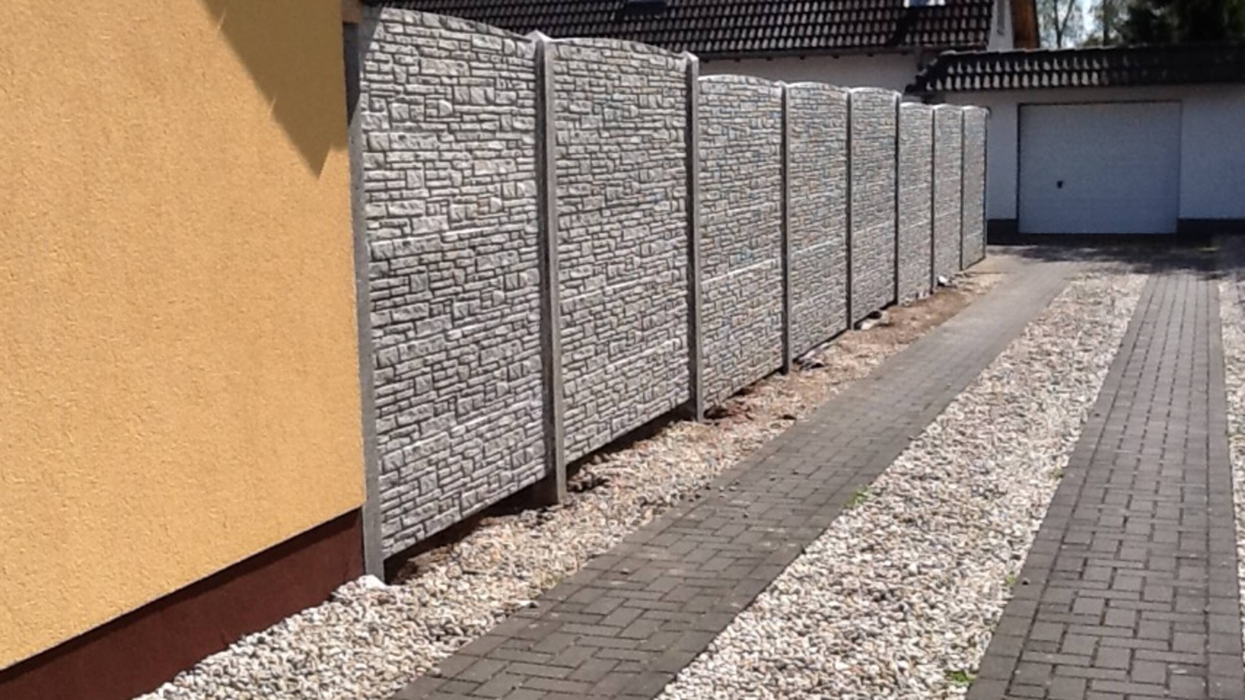 Zaunteam Betonzaun in KlinkerOptik