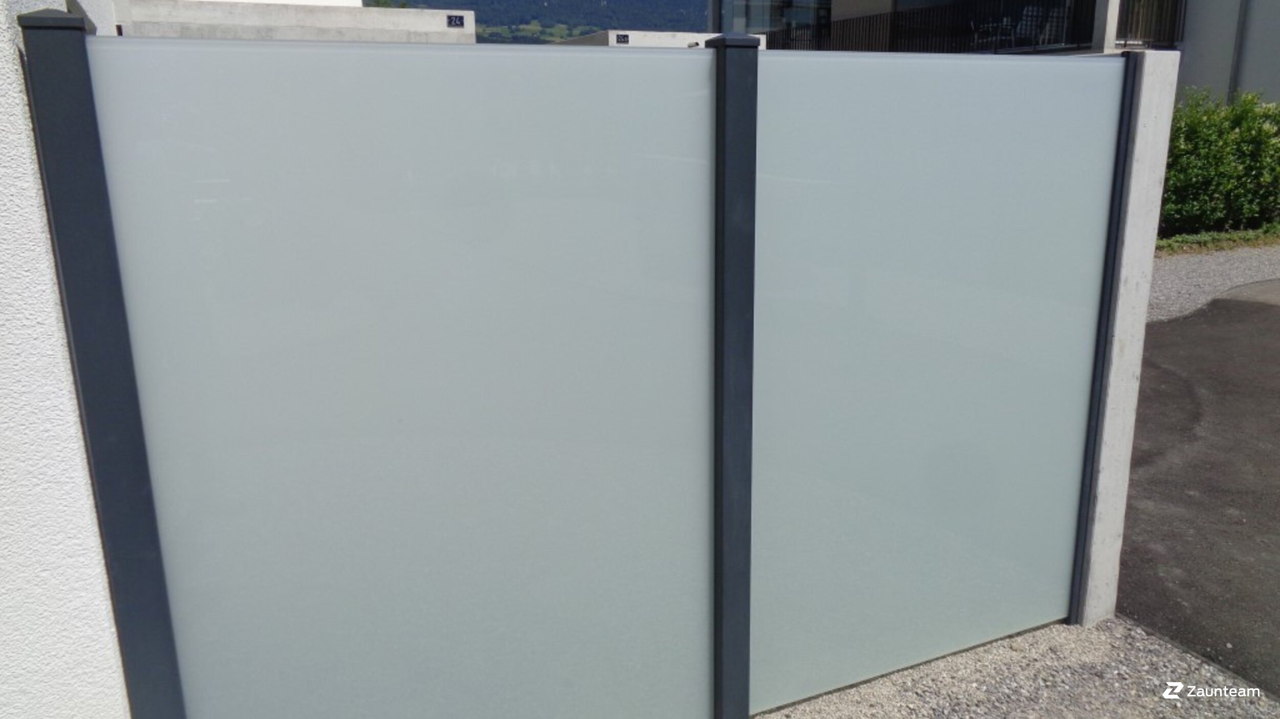 Glas Sichtschutz aus dem 2018 in 3380 Wangen aAare Schweiz von Zaunteam Mittelland GmbH.