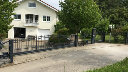 Zaunteam | Schiebetor Stahl