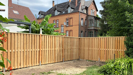 Holz Sichtschutz aus dem 2022 in 88471 Laupheim Deutschland von Zaunteam Oberschwaben.